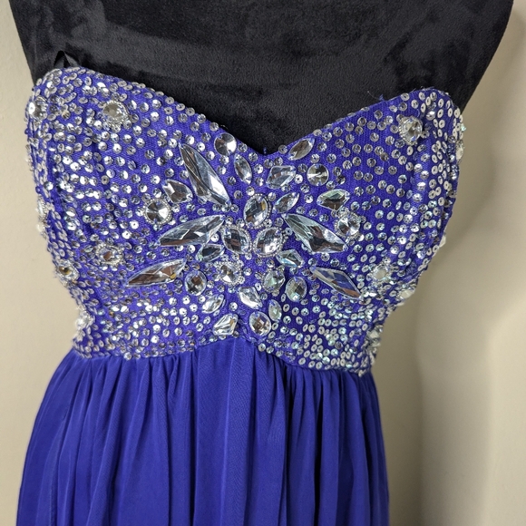 B. Darlin Blue Rhinestone Dress Size 13/14 - Picture 6 of 7